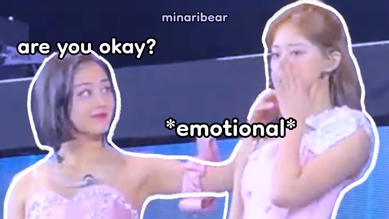 what twice did silently when tzuyu was crying