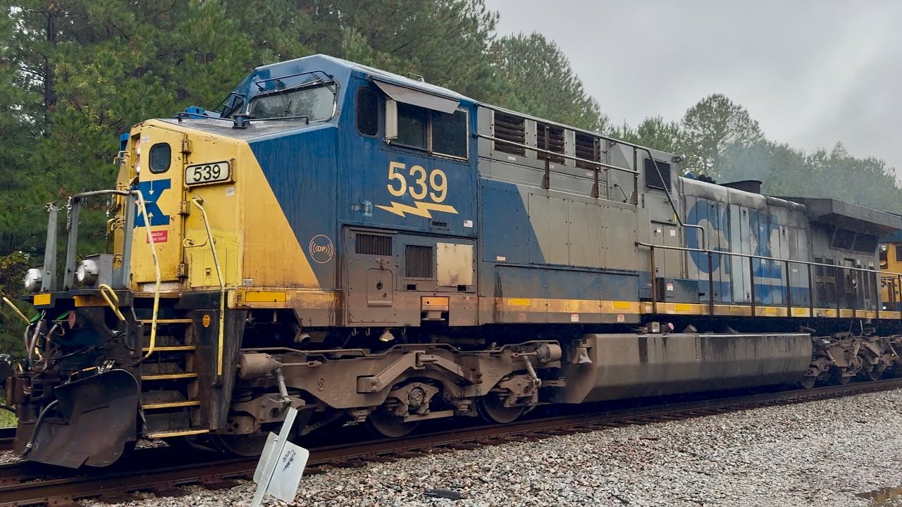 CSX - Amtrak Traffic - North End Sub - 10/12/25