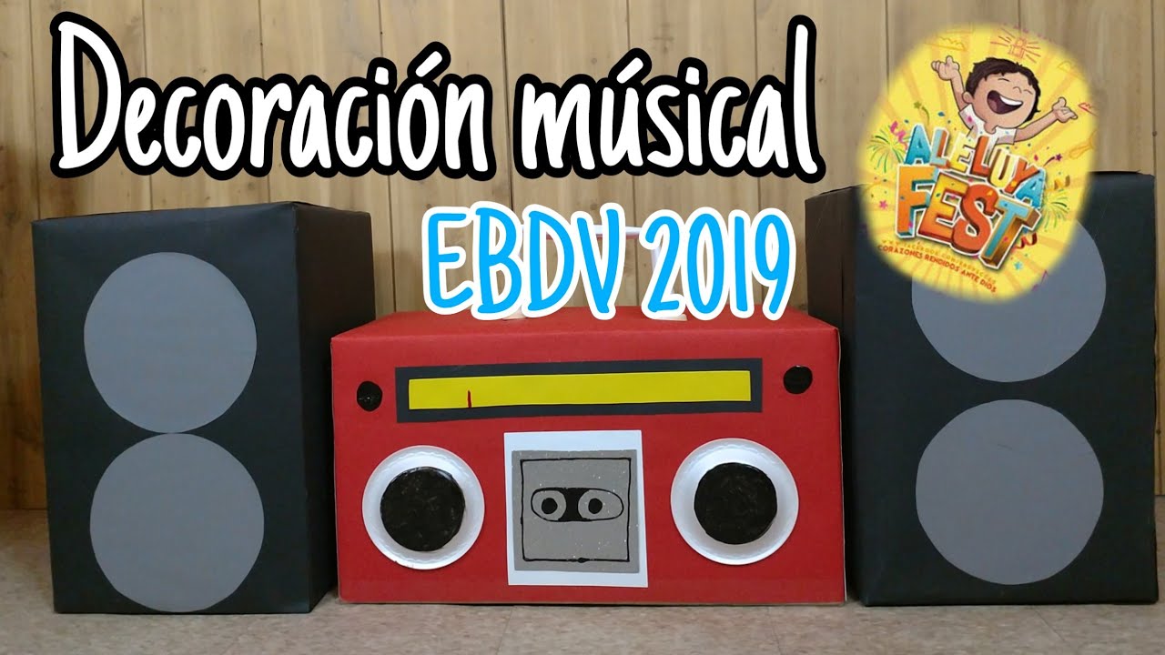 Manualidades de reciclaje // Decoración EBDV 2019 / Como hacer bocinas y radio de cartón