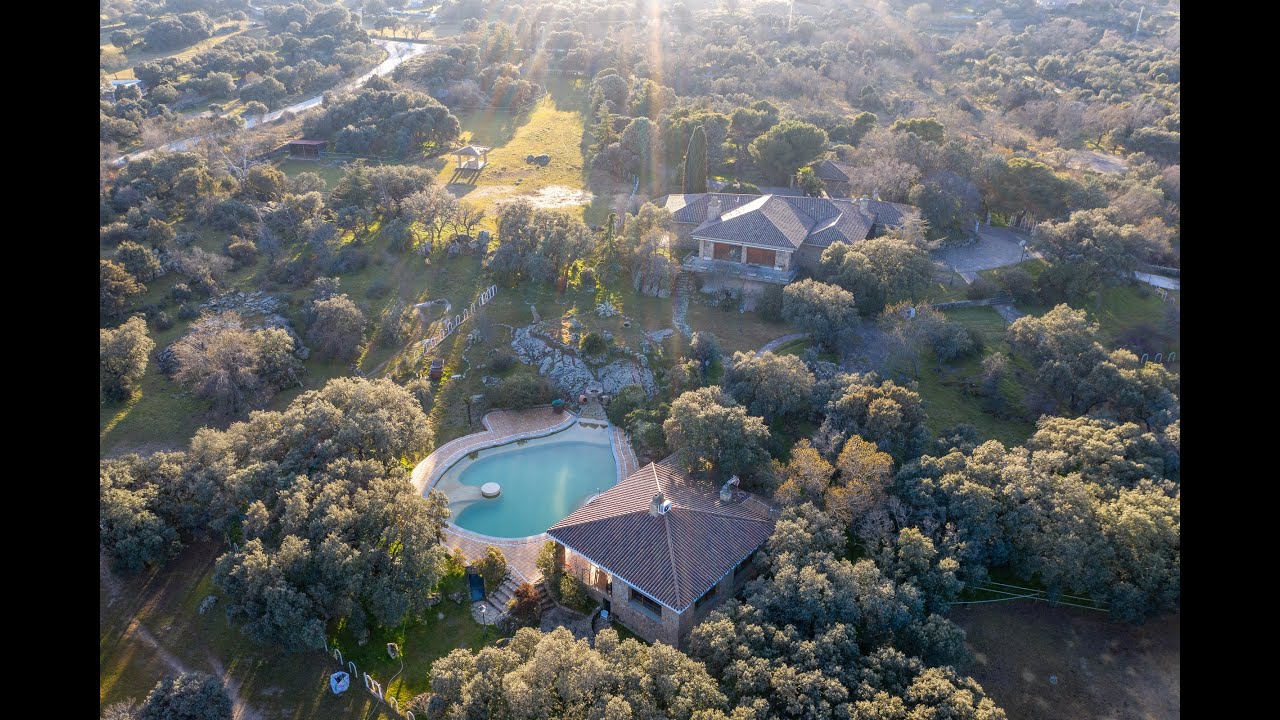 2.700.000€ ^*^ESPECTACULAR FINCA RUSTICA A LOS PIES DE LA SIERRA DE GUADARRAMA CON ESPECTACULAR CASA