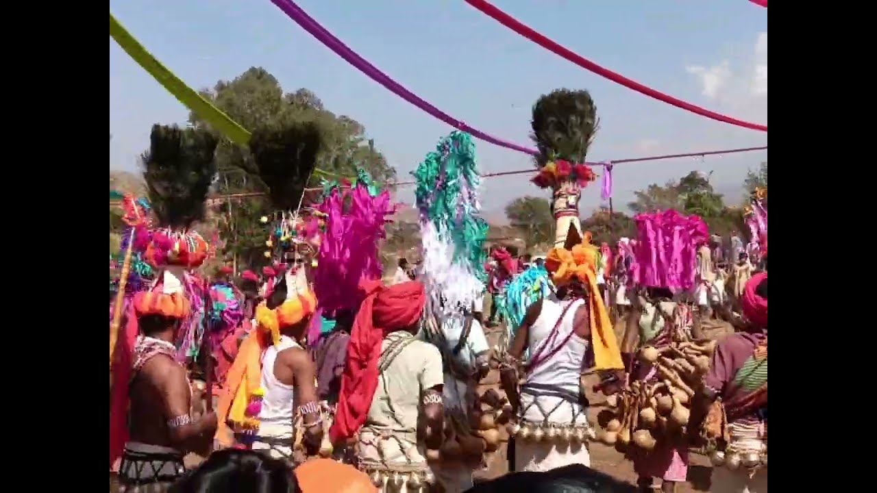 आदिवासी संस्कृती ( असली गावची होळी  दरवर्षी प्रमाणे  साजरी करण्यात आली)