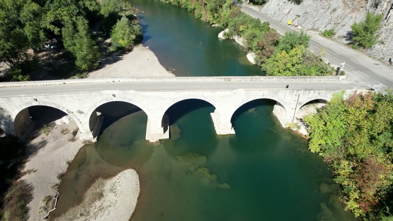 Goudargues  la cèze 2022 -vue du ciel