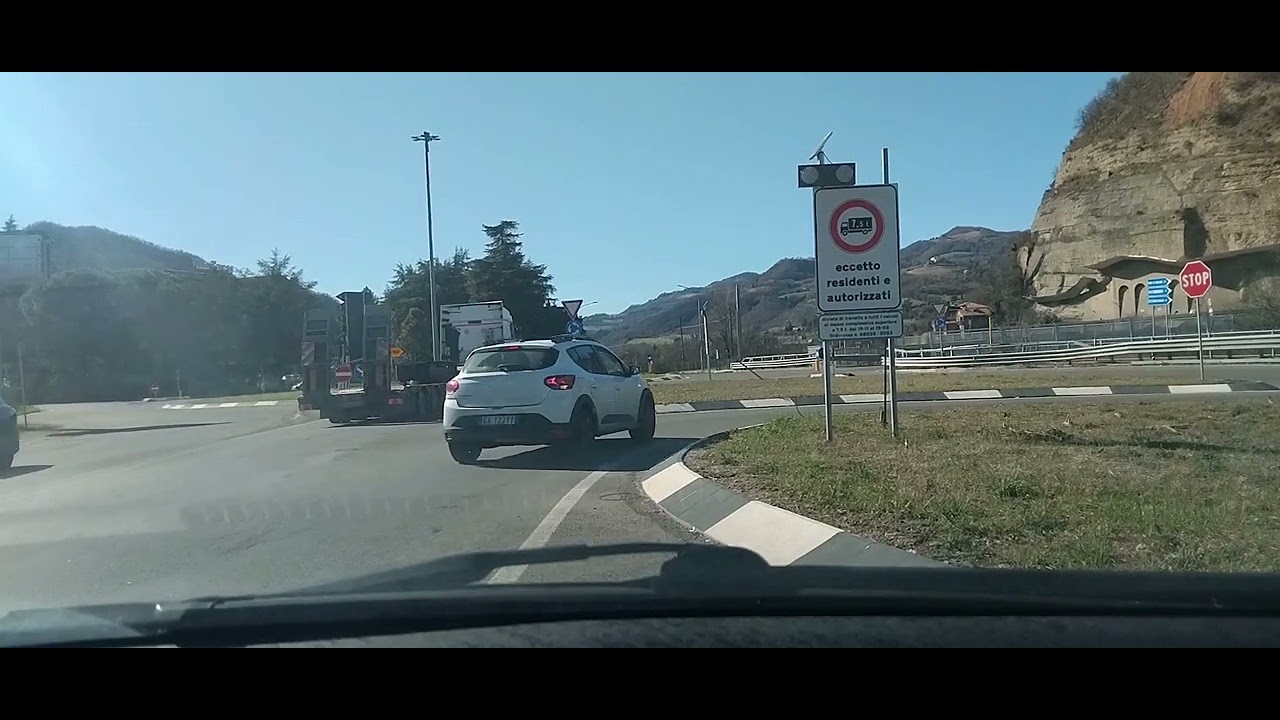 VERY NICE SCENE MIX ROAD ITALIA VIRALVIDEO PAKISTAN INDIA BANGLADESH ITALIA 🇮🇹 