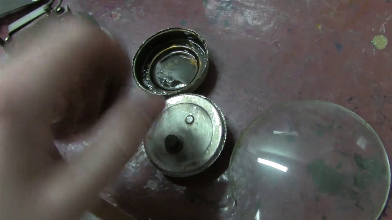 What's Inside a Hammond Synchronous Motor Clock (by synthpro)