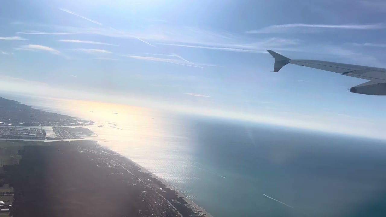 4K SUNNY takeoff out of Pisa Galileo Galilei International Airport onboard British Airways A320