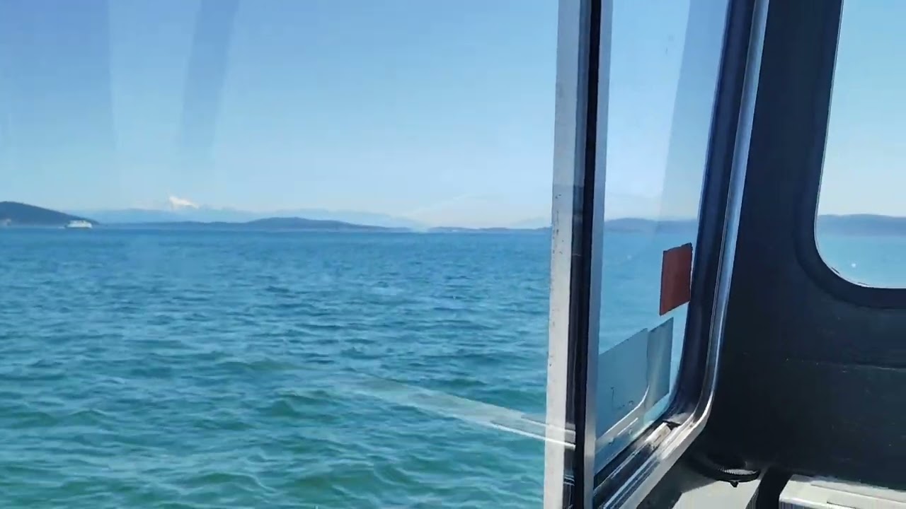 Travelling to a bid view on Decatur Island