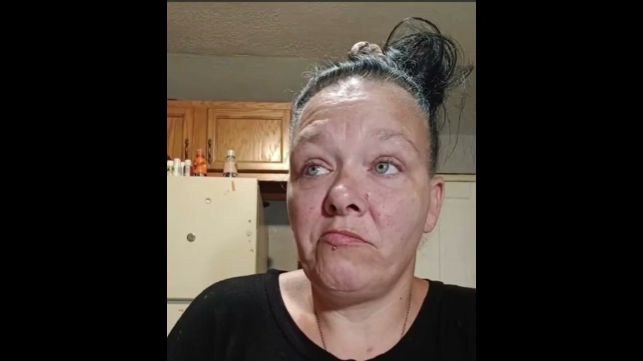 Lori and her neighbors