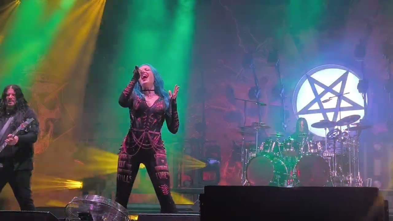 Arch Enemy - Illuminate the Path