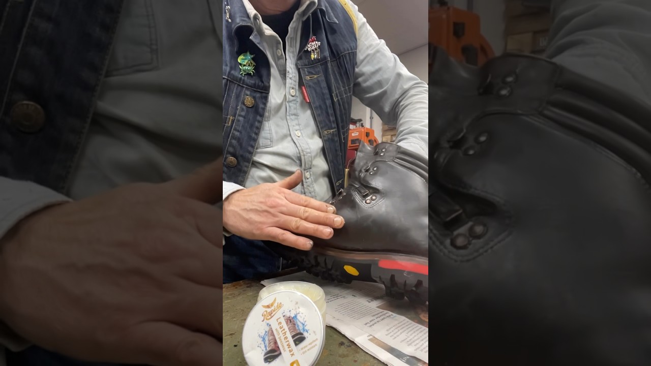 Friday LTD @lauwschoenmakerijsneek #meindl #wax #waxing #love #cobbler #vibram #vibramsole