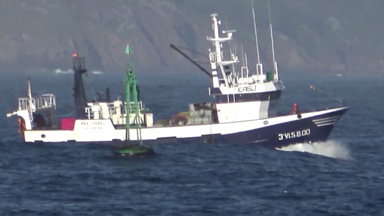 PESQUERO  ANA ISABEL  REGRESANDO AL PUERTO DE LA CORUÑA    27092024             Mi proyecto 527 2024