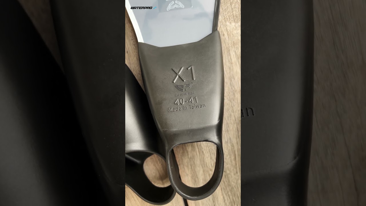 Blue - Nardo Gray #prussianblue #freediving #fins #waterpro