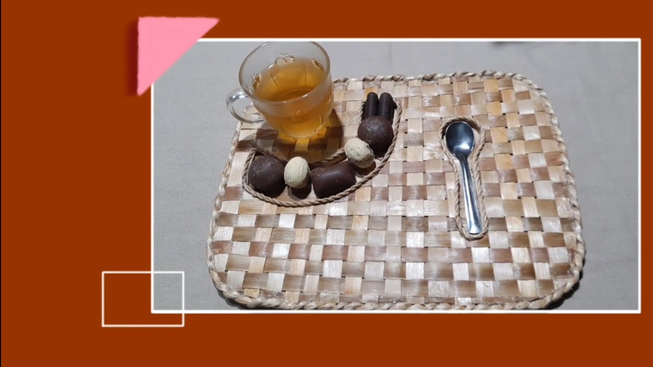 Bandeja  com a fibra da bananeira