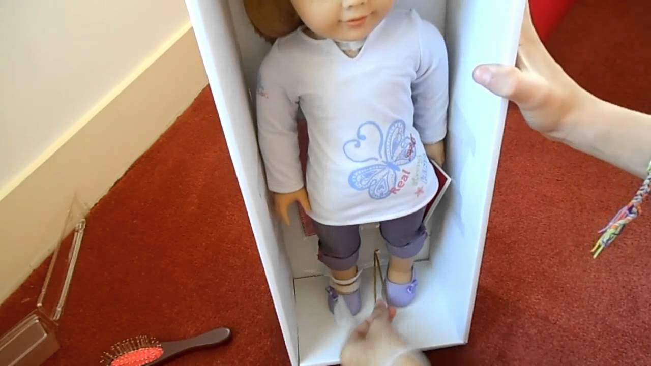 Chicago Vlog #5- Opening stuff from the AG Place! (Doll + More!)