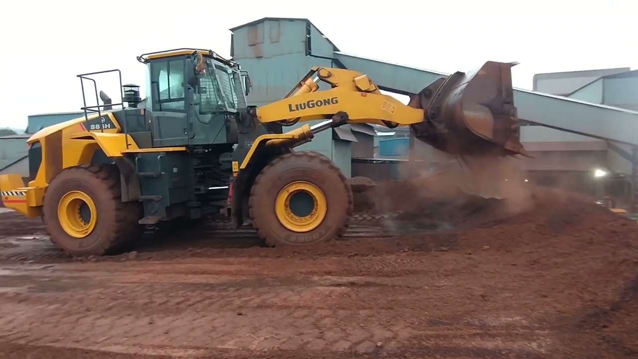 Liugong CLG 886 H hydrostatic Loader leveling in iron plot