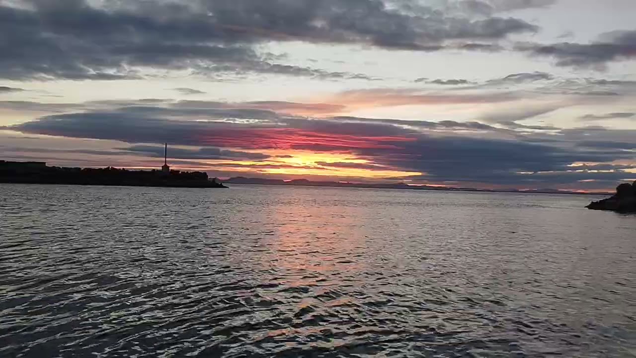 Atardecer en el mar 🌅🌊beautiful sunset#paisaje#viral  #nature #sea #sunset #love 