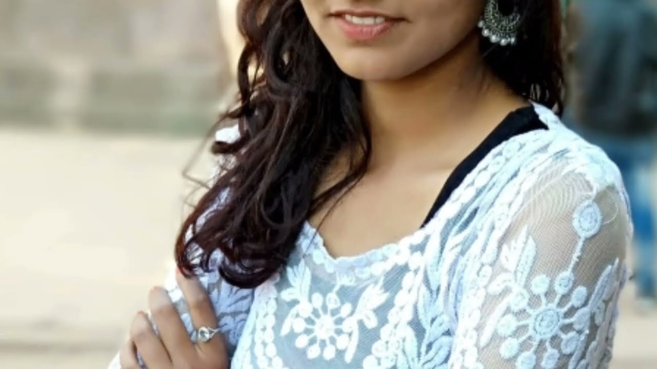 Crossdressing story in hindi ll Sarkoo bana Sarika part -2