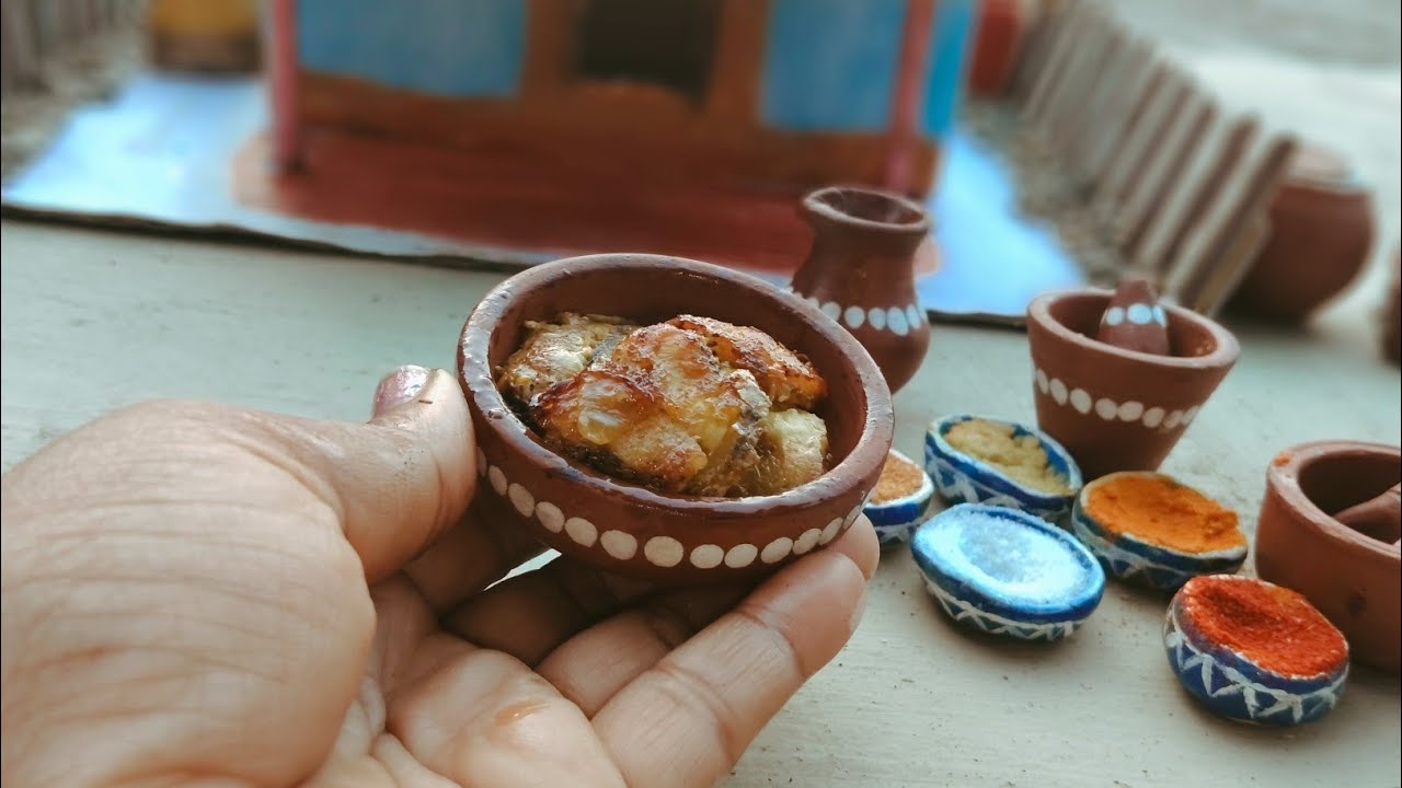 Miniature Fish Steaming In Banana Leaf 🌿 l Delicious Fish Cooking ln Banana Leaf 