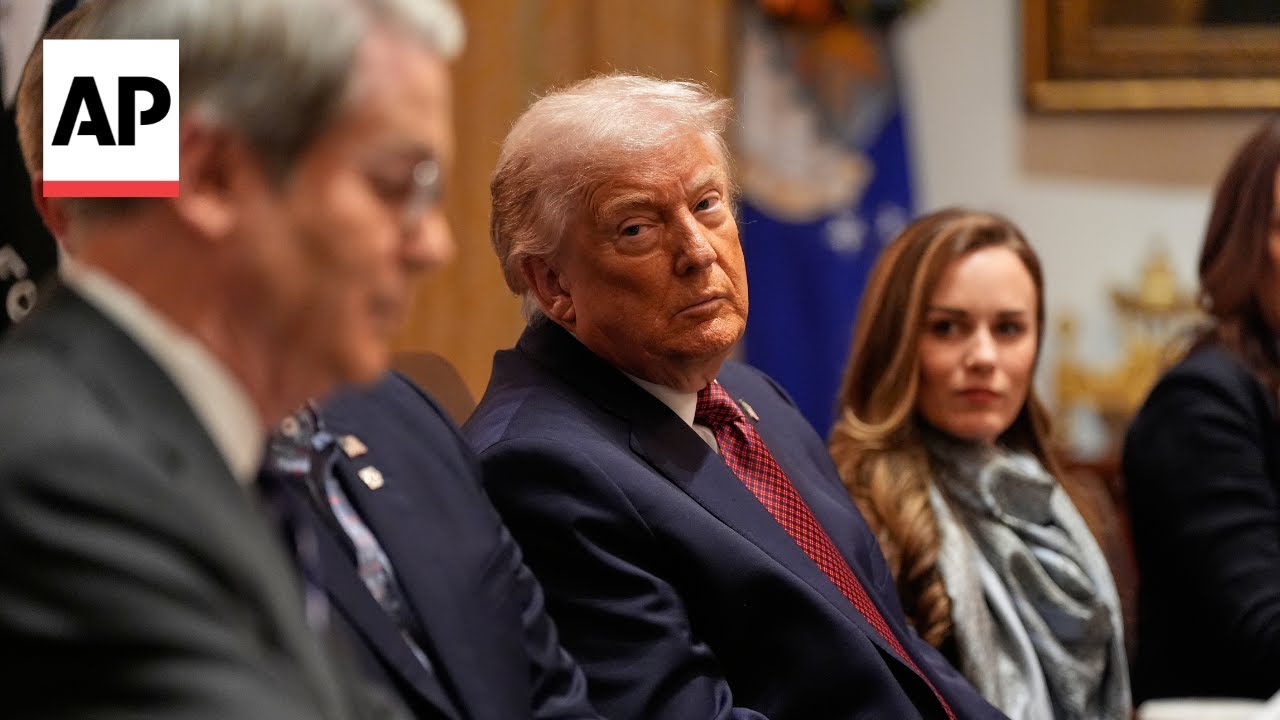AP photographer describes scene in Cabinet room as Trump announces aid for farmers