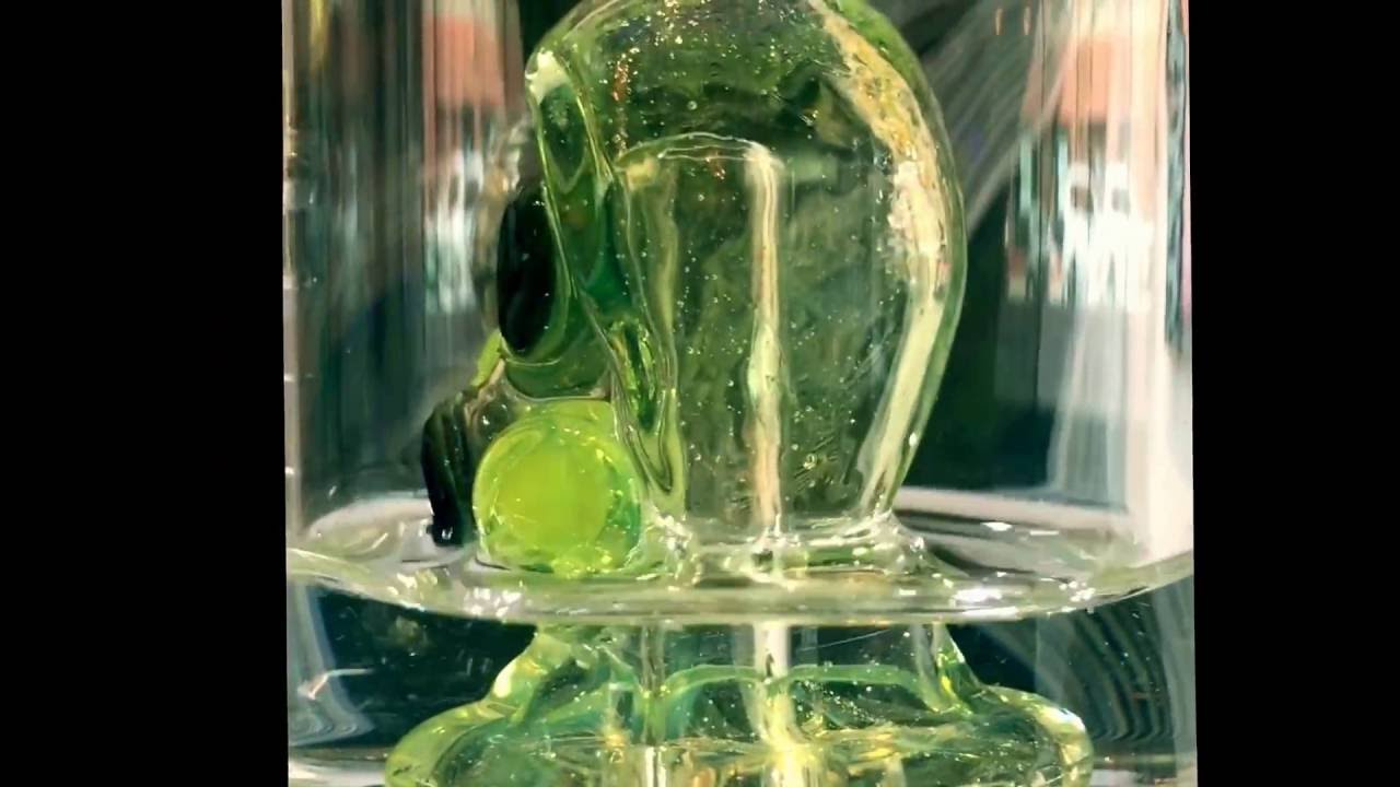 PULSE THE BOSS SHRUB WATER PIPE