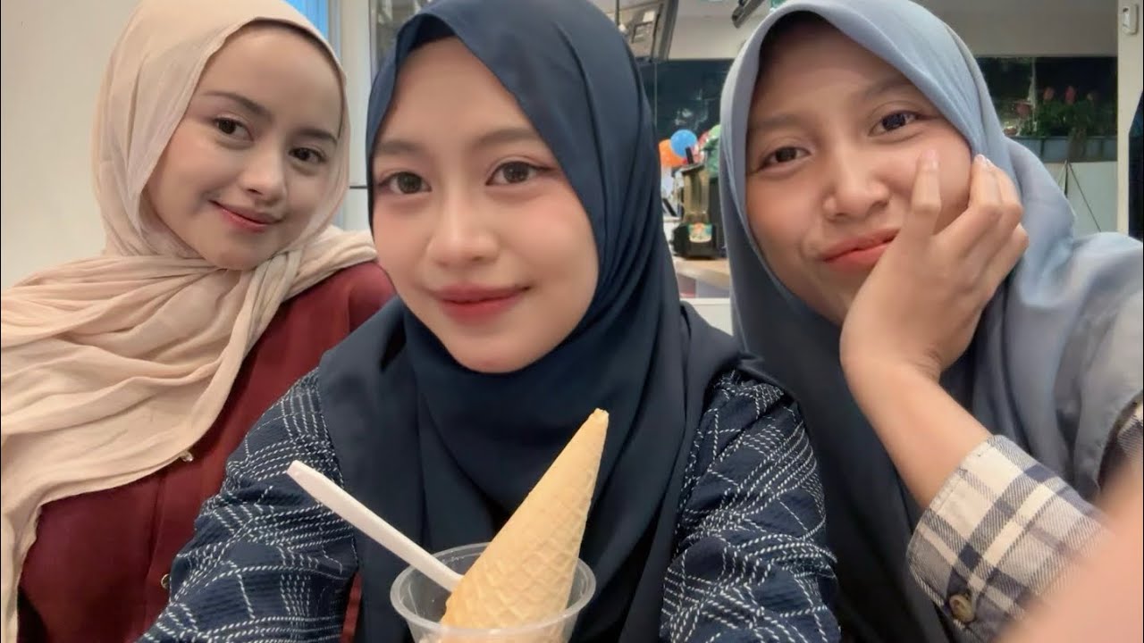 [Dvlog] Makan Es Krim, yuk! 🍦 Ft chae and kak isna 