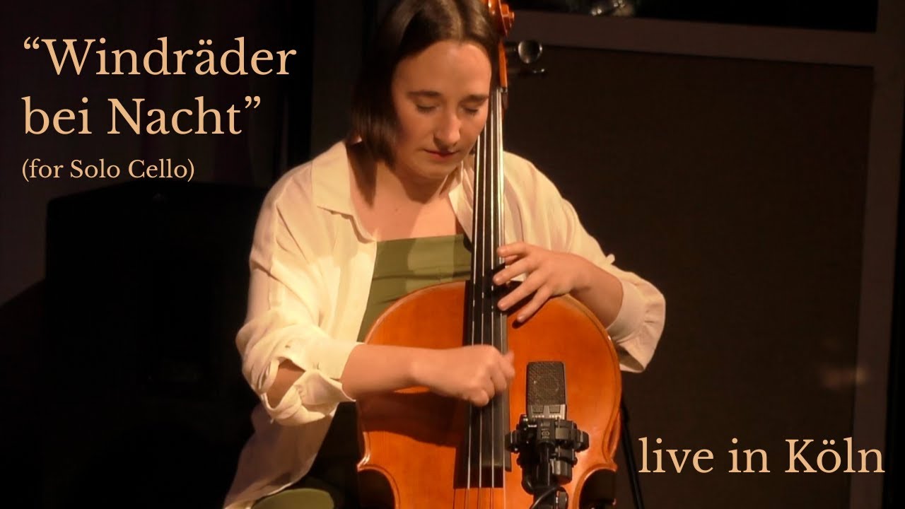 Windräder bei Nacht - by Tabea Hörsch (9.11.2024 live@Loft Köln)