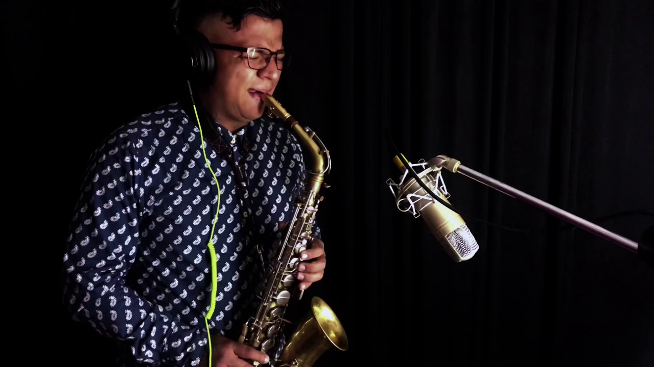 Mujer Divina - Joe Cuba (saxophone cover) by Hector Gonzalez