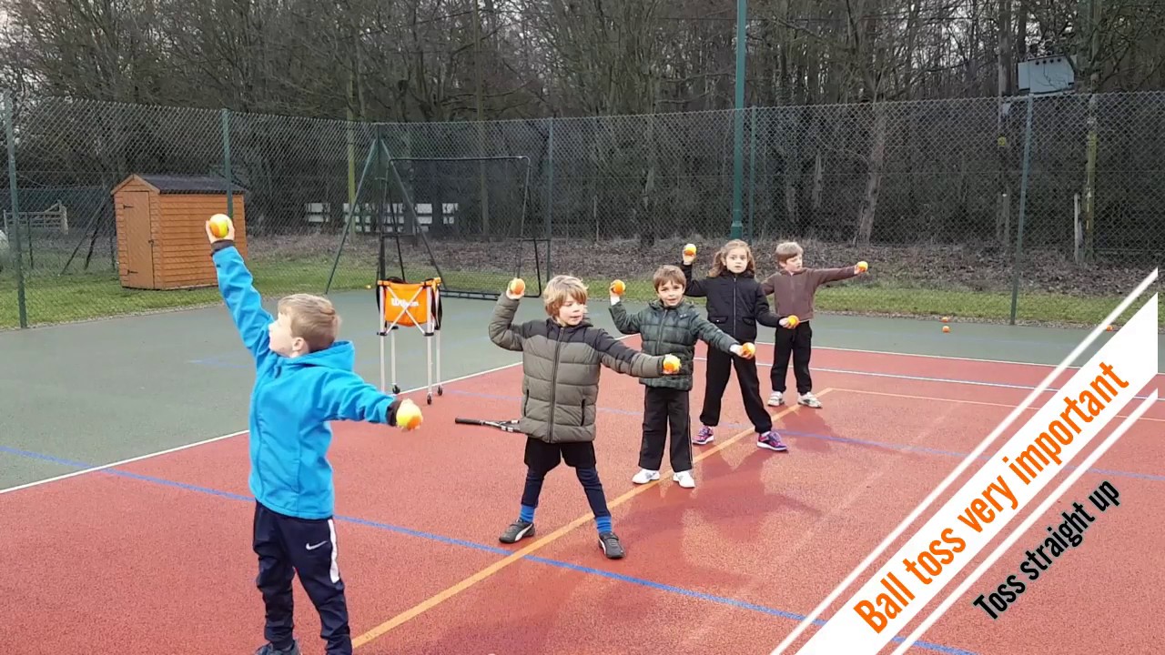Prestwood Tennis Club / Orange Class learning to serve /Group Tennis Lesson for kids