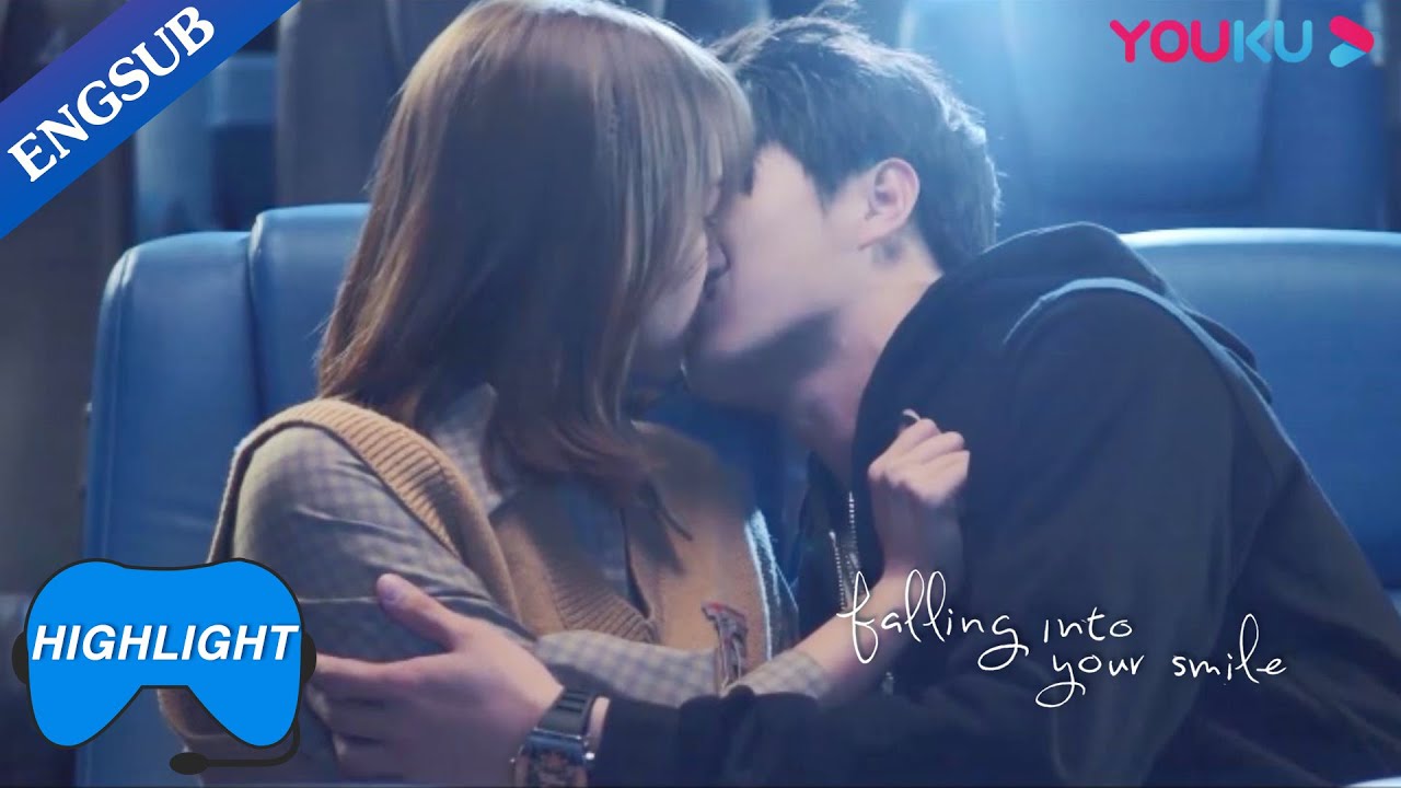 Lu Sicheng wants kiss from Tong Yao so bad | Falling Into Your Smile | YOUKU