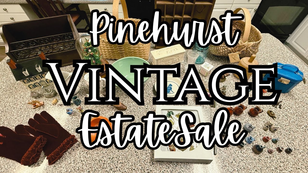 Покупки в секонд-хенде в Пайнхерсте, Северная Каролина.