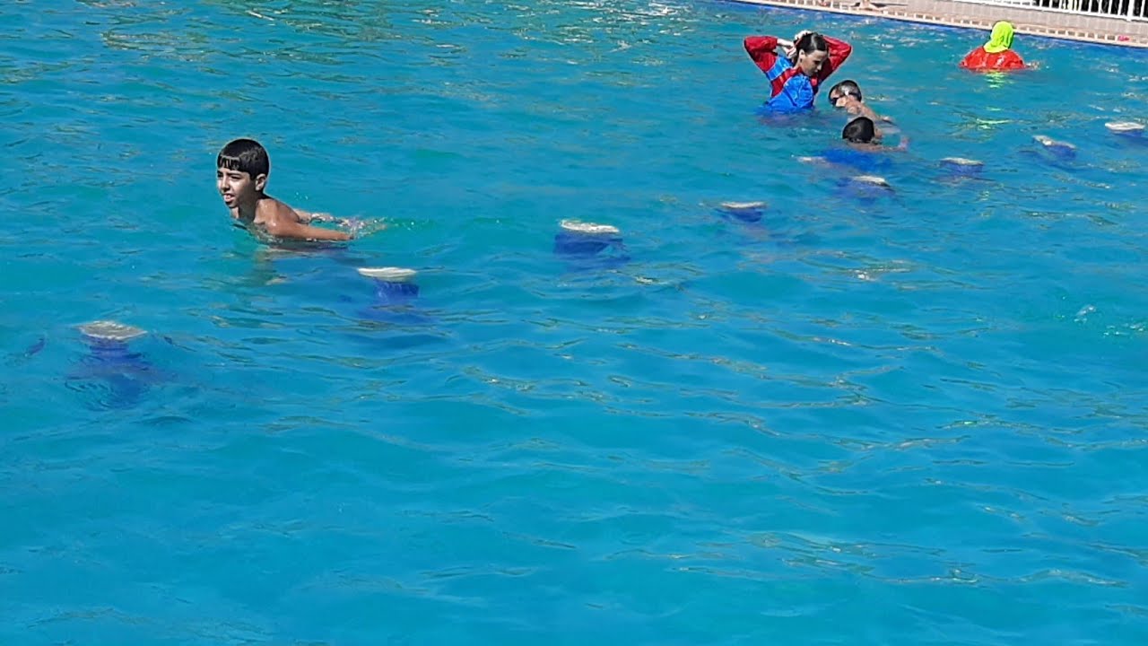 اليوم  خريجة انا  بناتى 👙 لابسين بربى  هاوس  أكادير القليعة🩱