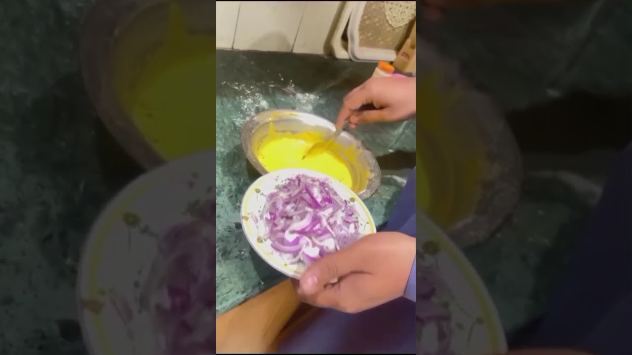 Delicious and crispy pakora recipy 