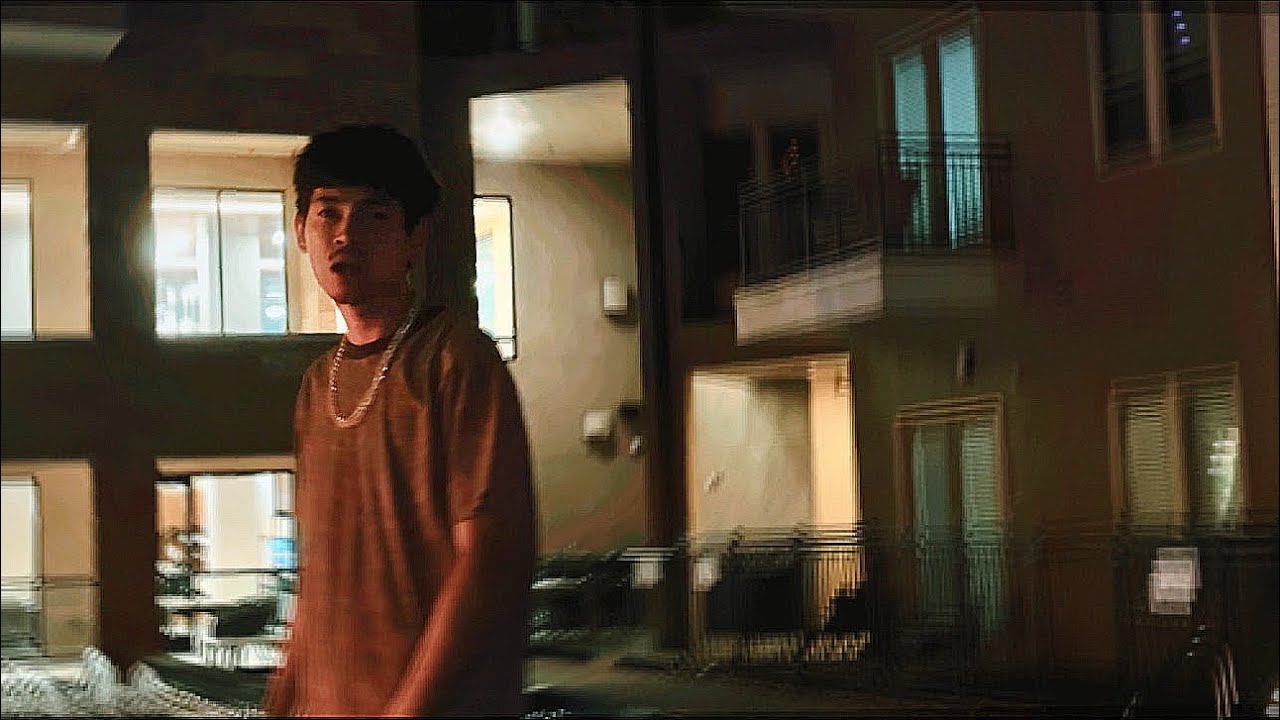 Adrian Perez, prod. by BadTrip - Pens&aacute;ndote ( video oficial )