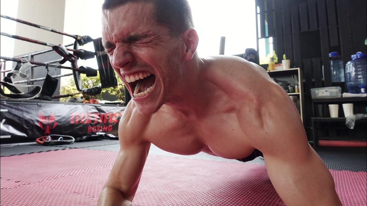 COMBATTANT EP2 - S’ENTRAÎNER DANS UN CAMP DE BOXE EN THAÏLANDE