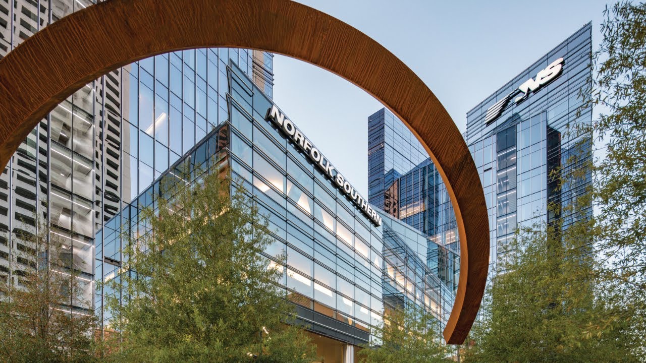 Building the Sculpture Outside of Norfolk Southern's HQ with Artist Dee Briggs