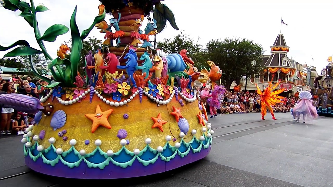 Festival Of Fantasy Parade 2017