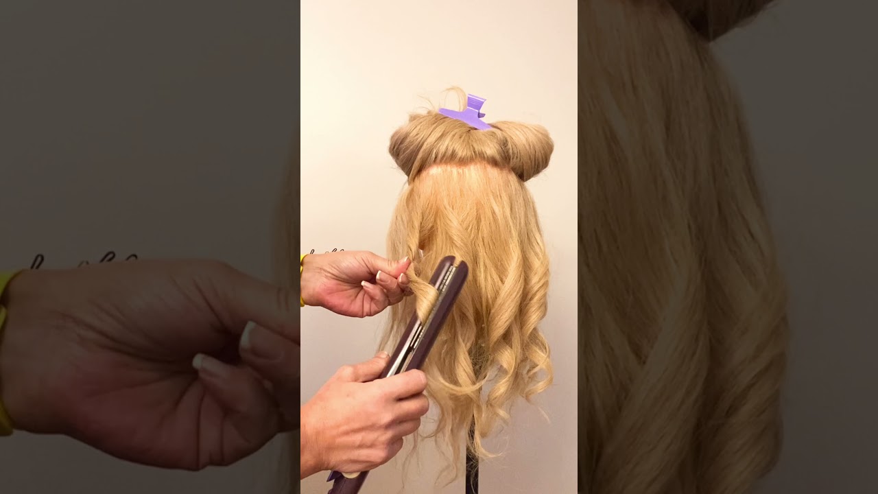 Tow different way to make curly hair with flat iron 