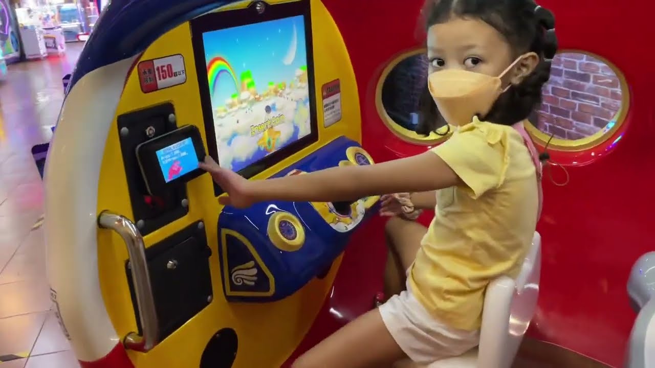 DENTING MAIN DI HAPPY TIME MALL PARAGON SEMARANG  BANYAK PERMAINAN ANAK-ANAK BIKIN BINGUNG TAPI SERU