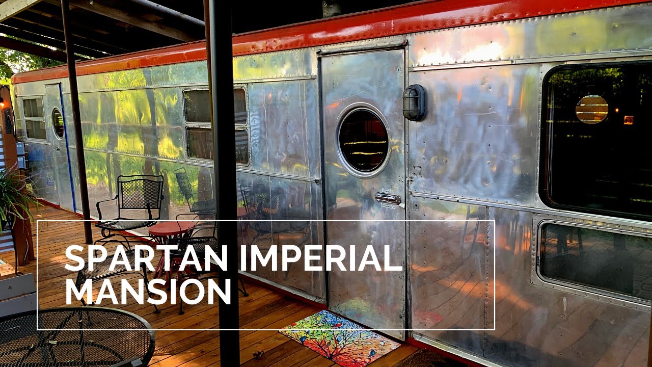 Retro Trailer Tour | 1953 Spartan Imperial Mansion