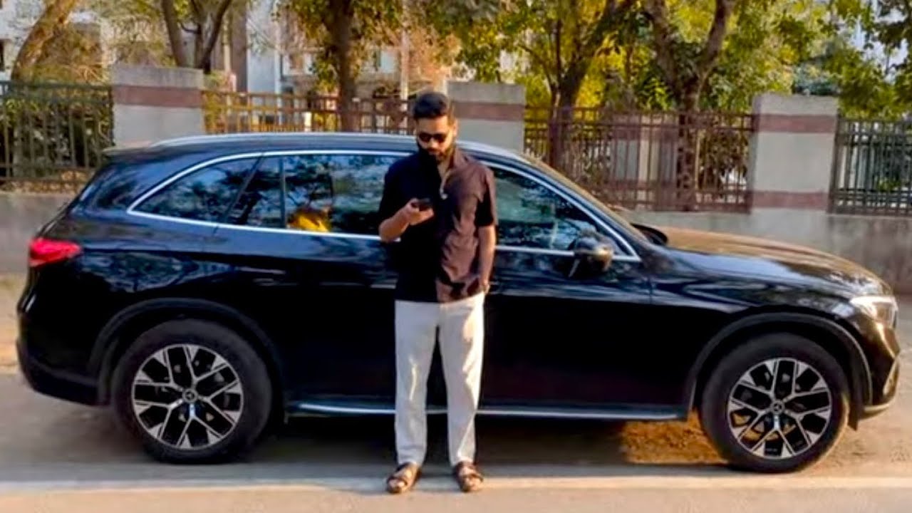 Revealing My Car & IRL Live Stream with Friends