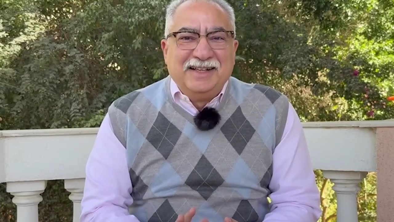 إبراهيم عيسى.. تعديل حكومة مدبولي لايهتم به إلا محمود الخطيب !