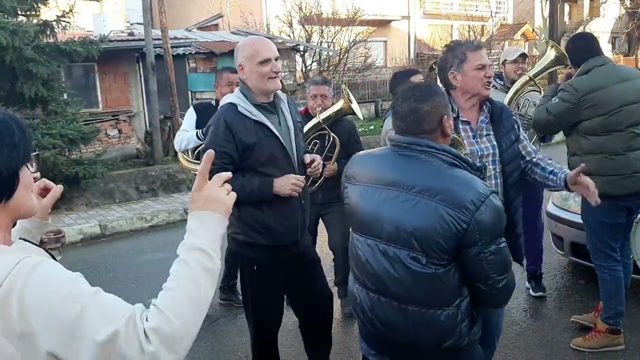 Населбата 