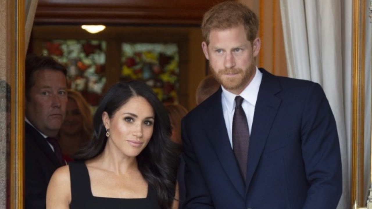 Ex-Palace Aide Has Nothing But Harsh Words For Meghan & Harry
