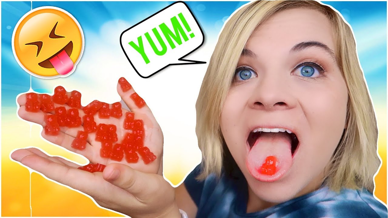 DELICIOUS DIY GUMMY BEARS! -- Easy and Healthy! // SoCassie