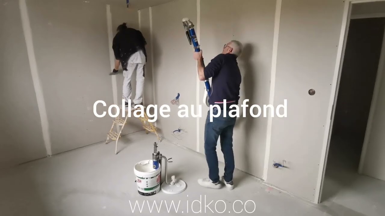 Coller des bandes au bazouka