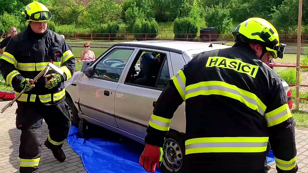 125.VÝROČÍ ZALOŽENÍ SDH TUPESY  6. Výjezdová jednotka SDH Lipoltice - ukázka vyproštění osob