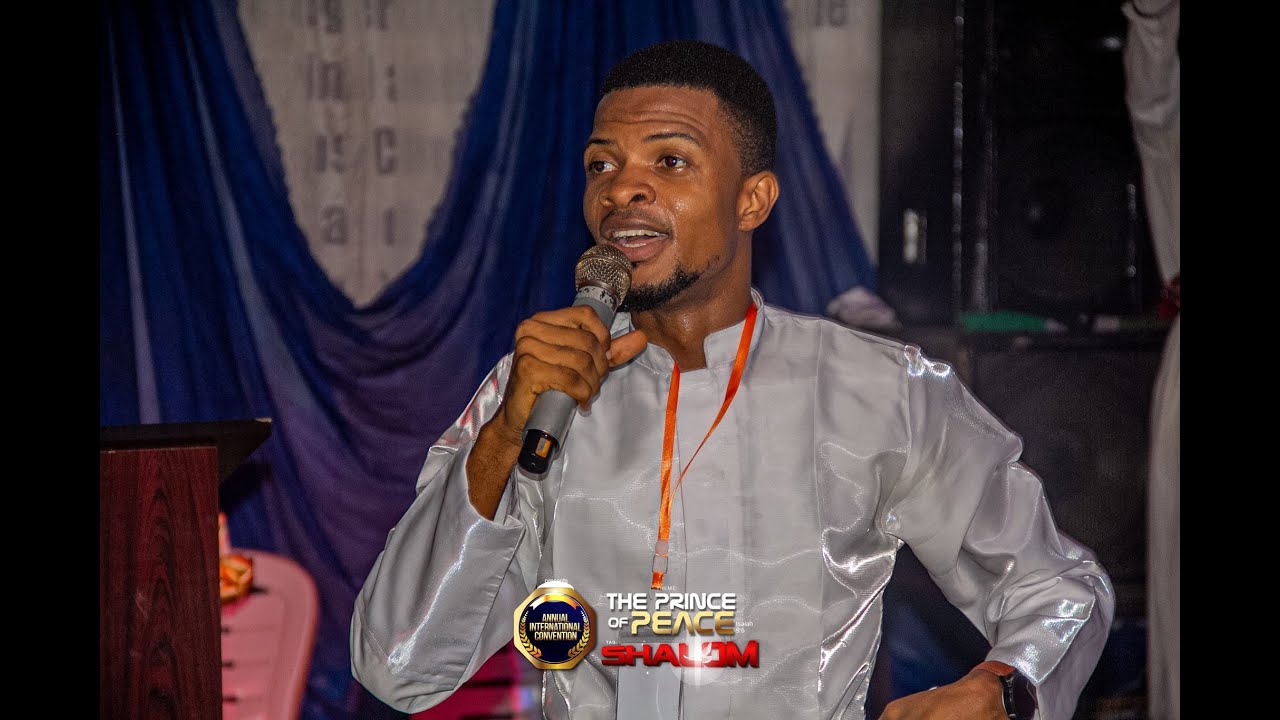 Powerful Prophetic Release By Pastor  Damilola Karounwi at the Campus Fellowship Convention