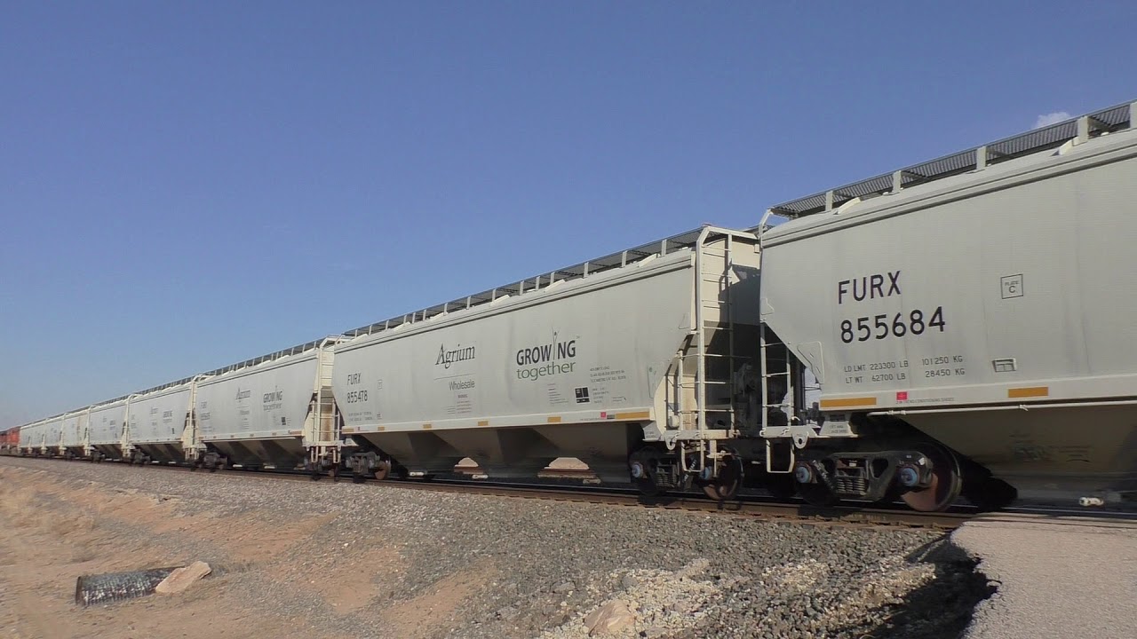 1st video of 2018 from the BNSF Transcon!! Agrium Wholesale grain train  02/03/2018