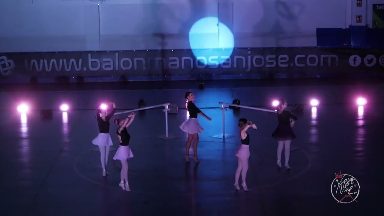 BALLET ADULTAS - IV FESTIVAL DE NAVIDAD XTREME UP DANCE STUDIO