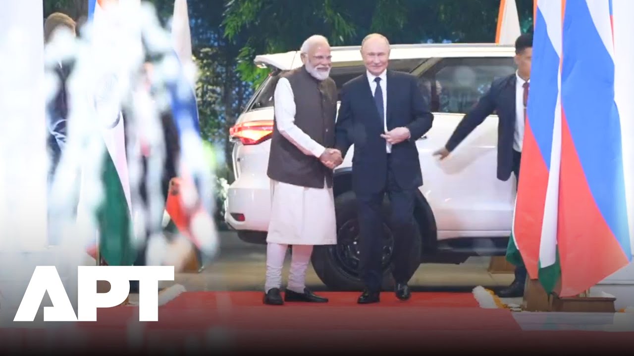 WATCH: PM Modi Welcomes Putin at 7 LKM, Official Residence of India&rsquo;s Prime Minister | APT