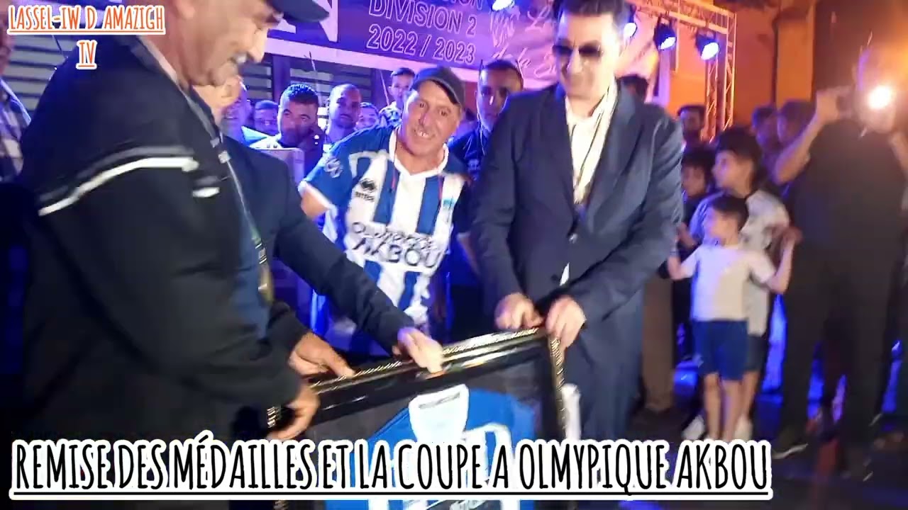 Remise des médailles et trophées
